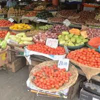 La production de fruits et légumes reste variée, dominée par les pommes de terre et les tomates. © T. Joly