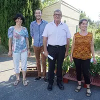 Le président de l'Aprel, Gérard Roche, a salué « le travail et l’implication », de Catherine Taussig (à droite) qui a su « dynamiser l’Aprel et permis