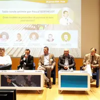 Lors du congrès de l'UNPT. De gauche à droite : Thierry Foy, producteur pour le frais ; François Purseigle, sociologue des mondes agricoles ; Benoît L