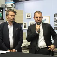Sur le Salon de l'agriculture, (à droite) Marc de Nale, directeur de Demain la terre à côté de Gaétan de L’Hermite, PDG de Compass. © Claire Tillier -