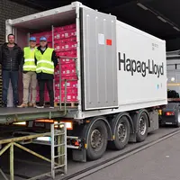 Les premières pommes du consortium italien de la pomme VOG pour le Vietnam. De gauche à droite : Alessandro Dalpiaz (directeur général Assomela), Pete