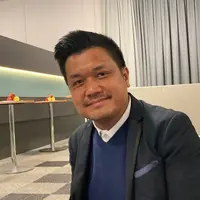 Vadhana Khath, chef de projet pour Medfel, travaille depuis 9 ans pour Spas Organisation. Il y gère des salon grands publics sur le bien-être et les m