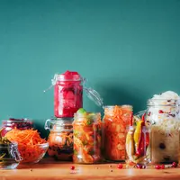 bocaux de légumes fermentés