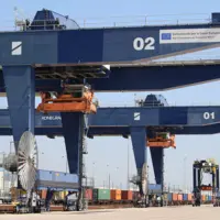 portail à conteneur du terminal Rail de Hutchison BEST à Barcelone