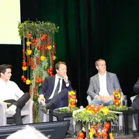 Table ronde sur l'intelligence articficielle (IA) lors de l'assemblée générale de Savéol le 18 avril 2024.