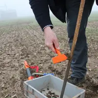 Le reliquat de sortie d'hiver permet de déterminer précisément les fournitures en azote par le sol et d’établir la dose optimale d'azote.  © C. Baudar
