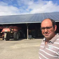 Gaël Dupont, agriculteur à Reuves (51). « Le bâtiment est payé en moins de dix ans. » © C. Baudart