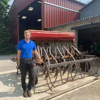 Victor Boutin, agriculteur à Noyales (02)  -  "J'ai transformé un outil pour un semis du couvert après moisson préservant la fraîcheur du sol." © VB
