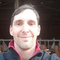 Damien Savoyant, agriculteur à Doussay (86)"Je sème en même temps les graines de triticales et de pois à une même profondeur de sol de 3-4 centimètres