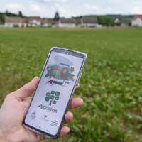 Une fois ses parcelles enregistrées, l'appli Agricivis permet d'indiquer une intervention en cours dans un champ (traitement, récolte...), qui sera no