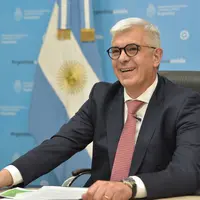 Démineur. Julián Domínguez a été nommé ministre de l’Agriculture, dix ans après avoir quitté ce poste, pour traiter le dossier explosif du blé OGM.