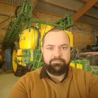 Thomas Obrecht, agriculteur à Kunheim, Haut-Rhin. "Je conserve les produits à base de S-métolachlore sur les maïs hors de la zone de captage ainsi que