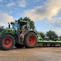 Éric Nuttinck ne renouvelle régulièrement que son tracteur de tête de 220 chevaux.