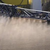Cultures / traitement herbicide de prÃ©levÃ©e sur lin aussitÃ´t aprÃ¨s le semis / fin de traitement / rinÃ§age du pulvÃ©risateur / produits phytosanit