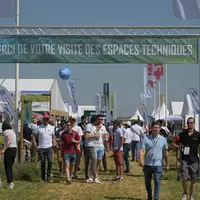 visiteurs dans les allées du salon Les Culturales d'Arvalis organisé dans l'Essonne les 14 et 15 juin 2023