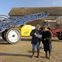 Mention " archives " obligatoire / discussion technique entre agricultrice et technicien / itinéraires culturaux et utilisation des produits phytosani