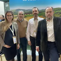Lucile Dauger, agronome et spécialiste de la transition agricole chez Axa Climate, Arnaud Bardon Debats, directeur de la performance agronomique du gr