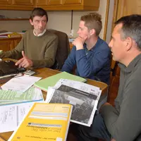 Déclaration PAC 2010 . Permanence organisation  par la chambre d'agriculture . Conseiller et agriculteurs associÃ©s . Dossier PAC . Aides du ministÃ¨r