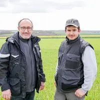 Pascal et Louis Guérin, agriculteurs à Billy-lès-Chanceaux (21) :«Cette campagne, nous n'avons pas pu intervenir pour biner les colzas à cause de la m