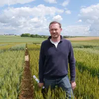 Jean-Armand Doublier, agriculteur à Bricy (Loiret),"Dans les nouvelles variétés qui pourraient remplacer Rebelde, je recherche un blé améliorant meill