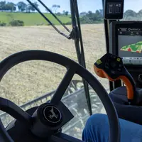 Cabine de tracteur avec console OAD modulation de dose d'azote.