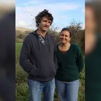<em class="placeholder">Mathieu Etchegaray à gauche et Fanny Auclair, à droite, associés du Gaec Hachtoya à Domezain-Berraute</em>