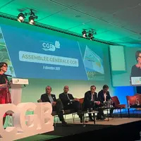 La ministre de l'agriculture à la tribune de l'AG de la CGB.