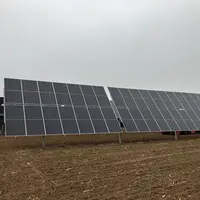 Panneaux photovoltaïques sur parcelle agricole.