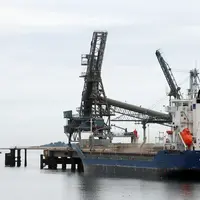 Chargement d'un navire en céréales sur le port La Rochelle