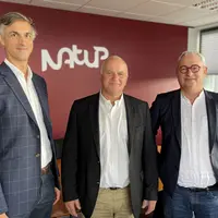 Les dirigeants de la coopérative NatUp : A gauche, Laurent Lemarchand, nouveau directeur général,  Antoine Declercq, président (au centre) et Patrick