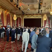 Participants à la bourse décentralisée organisée par AgroParisBourse au Casino barrière de Deauville le 12 septembre 2025.