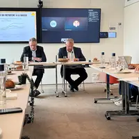 Philippe Heusele, secrétaire général et Éric Thirouin, président de l'AGPB, lors de la conférence de presse de rentrée le 16 septembre 2025