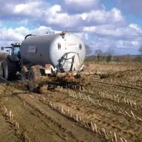 Avec les lisiers et fumiers
notamment, certains sols
ont été enrichis à des niveaux
tels que l’impasse peut se
prolonger plusieurs années
sans ri