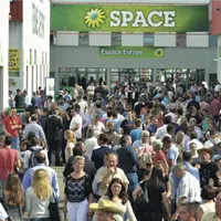 Mai 2015, les surfaces demandées par les exposants étaient en augmentation de près de 2000 m2  par rapport à la même date en 2014.