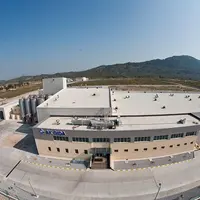 L'acquisition concerne cinq sites industriels du groupe laitier turc.
