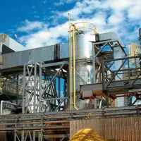 1USINE D’ÉTHANOL AUX ÉTATS-UNIS.
Les coproduits de biocarburants
seront-ils bientôt concernés par
les OGM ? Une question qui inquiète
d’ores et dé