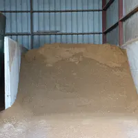 tourteau stocké à la ferme