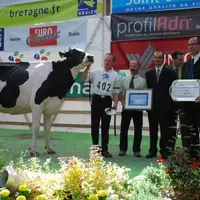 Coum Velia, Grande championne, appartient au
Gaec de la Coumière - Haute-Marne