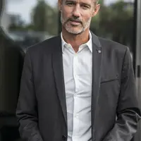 Hervé Le Prince a fondé l’agence de communication NewSens, basée à Rennes. Elle est spécialisée dans la stratégie de marques. La communication de cris