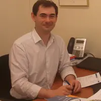 Gilles Foucras, docteur en immunologie à l'ENVT. " Pour préserver l'immunité de la vache, il faut veiller à l'équilibre nutritionnel pour couvrir les