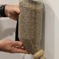 Le biberon Nursy Baby  développe la consommation d'aliments dès les premiers jours de vie.  © A.Conté