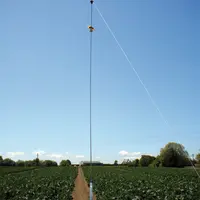 L’effraie associe le bruit d’une détonation, l’émission d’un leurre en haut d’un mât et l’effet de surprise liée à la fréquence aléatoire. © Proxalys
