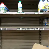 La consommation de lait conditionné a explosé la semaine avant le confinement (17 mars) et la semaine qui a suivi : + 70 % environ. En semaines 13 et