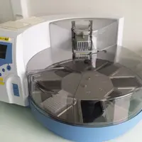 Un appareil de préparation d’échantillons automatisé utilisé pour la recherche du virus de la BVD par PCR. © GDS Doubs