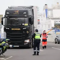 Sur le port de Ouistreham, contrôle d’un camion par la douane début janvier 2021. La chambre de commerce et d’industrie (CCI), gestionnaire du port,