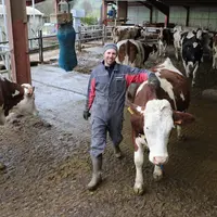 Benoît Lechêne. « Nous préférons diversifier la ressource fourragère avec l’herbe pour ne pas mettre tous nos œufs dans le même panier. » © E. Bignon