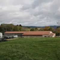 Au Gaec des Marais : une sous-capacité d'abreuvement des vaches et des courants parasites