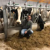 Rémi Mercier, éleveur. « On n’ose pas trop aller fouiller dans les paramétrages du robot, notamment le plan de complémentation, par peur de faire des