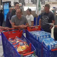Une action de relevé de prix en supermarché. L'objectif est de faire passer des hausses de prix des produits laitiers et qu'elles soient répercutées a