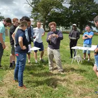 Mission Perpet est un outil collectif pour que les regards croisés aident à progresser sur la meilleure valorisation possible de sa prairie.